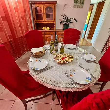 Apartment Mea Bol